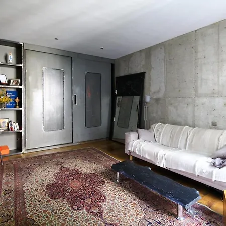 Apartment Spacious Apartment For 4 In Paris Paris